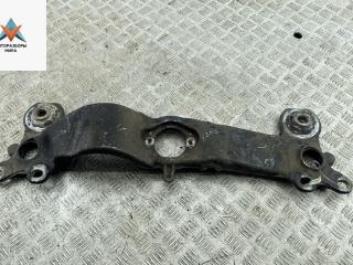 кронштейн КПП Audi A4 B6 2001, 2.5 л., дизель, МКПП, чёрный, универсал, 8E0399263T