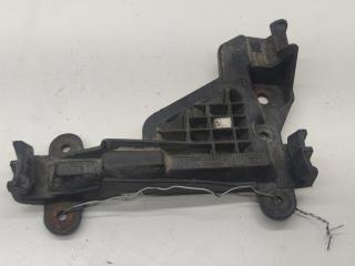 кронштейн заднего бампера Audi A6 4A/C4 1997, 1.8 л., бензин, МКПП, серый, универсал, 4A0807483A