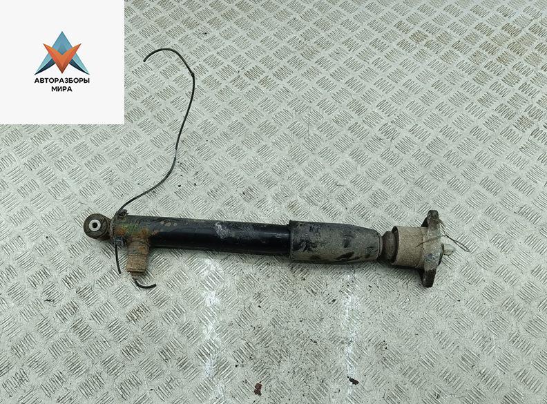 амортизатор задний правый Audi A6 4B/C5 2000, 2.5 л., дизель, АКПП, красный, универсал, 4B0616026C - фото №1