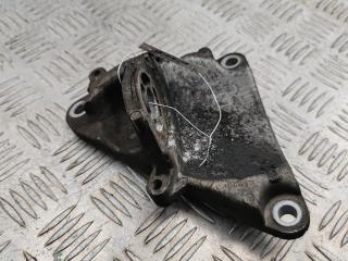 кронштейн КПП Audi A6 C5 2002, 2.4 л., бензин, АКПП, синий, седан, 4B0399114C