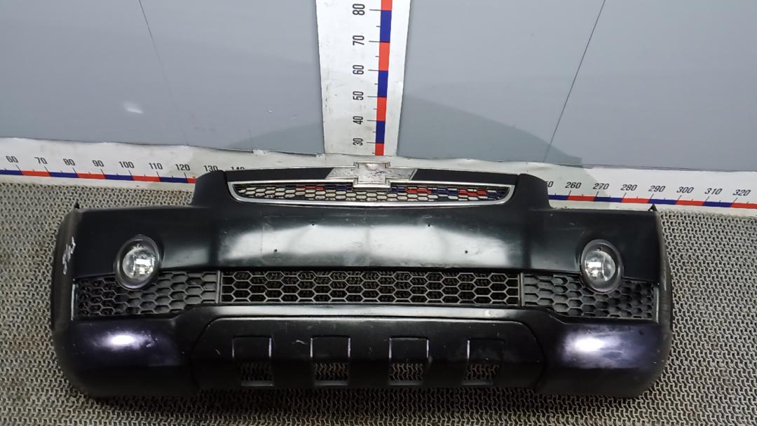 бампер передний Chevrolet Captiva 1 поколение 2010, 2.0 л., D VCDi, дизель, МКПП, внедорожник 5 дв. - фото №1