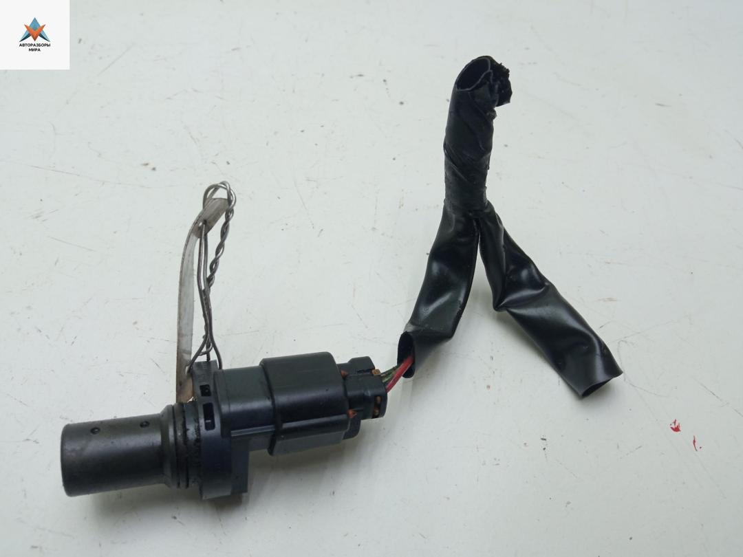 датчик распредвала Mitsubishi Colt 6 поколение (Z20/Z30) 2005, 1.1 л., бензин, МКПП, жёлтый, хетчбэк 3 дв. - фото №1