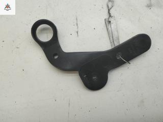 кронштейн (крепление) Volkswagen Passat B6 2007, 2.0 л., дизель, робот, серый, универсал, 03G103941AB