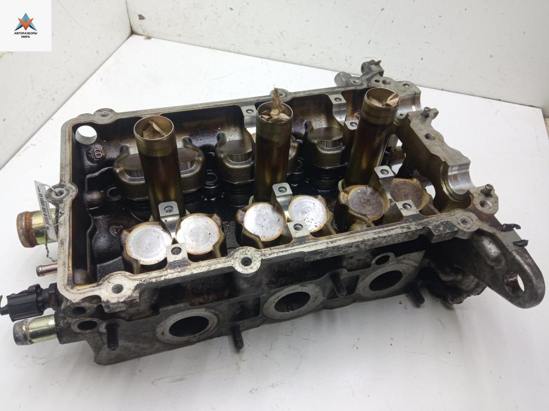 ГБЦ Mitsubishi Colt 6 поколение (Z20/Z30) 2005, 1.1 л., бензин, МКПП, жёлтый, хетчбэк 3 дв., MN155157H - фото №1