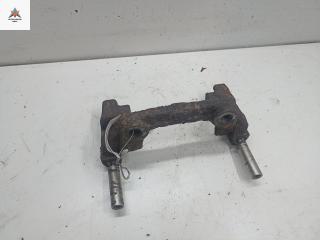 скоба суппорта Opel Signum C [рестайлинг] 2005, 1.9 л., дизель, МКПП, чёрный, хетчбэк 5 дв.