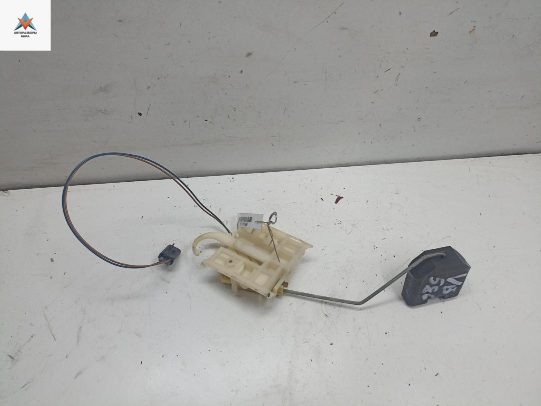 датчик уровня топлива Opel Vectra B 1998, 1.8 л., бензин, МКПП, серый, универсал, 90504138 - фото №1