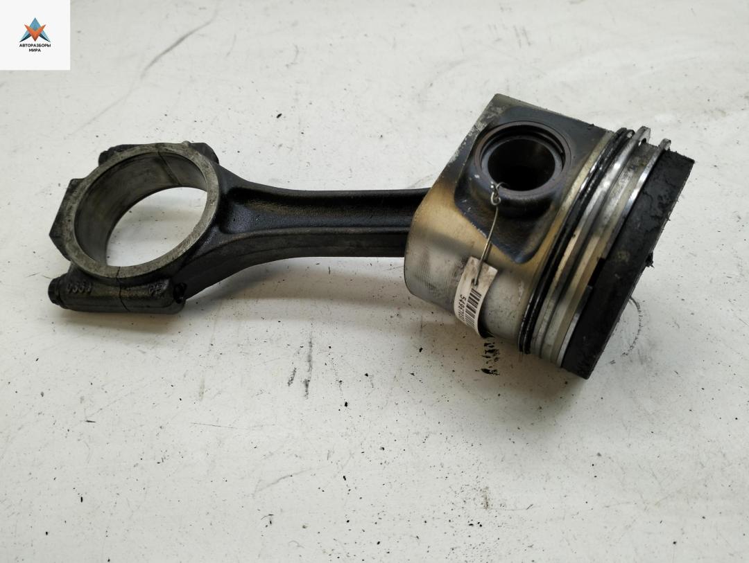 поршень Volkswagen Passat B6 2007, 2.0 л., дизель, робот, серый, универсал, 038J - фото №1