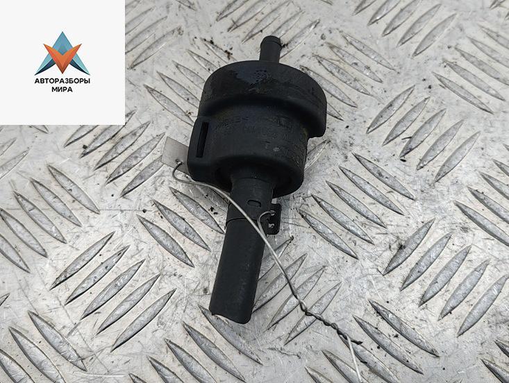 клапан вентиляции топливного бака Volkswagen Golf 5 поколение 2005, 1.4 л., бензин, МКПП, синий, хетчбэк 5 дв., 6QE906517 - фото №1