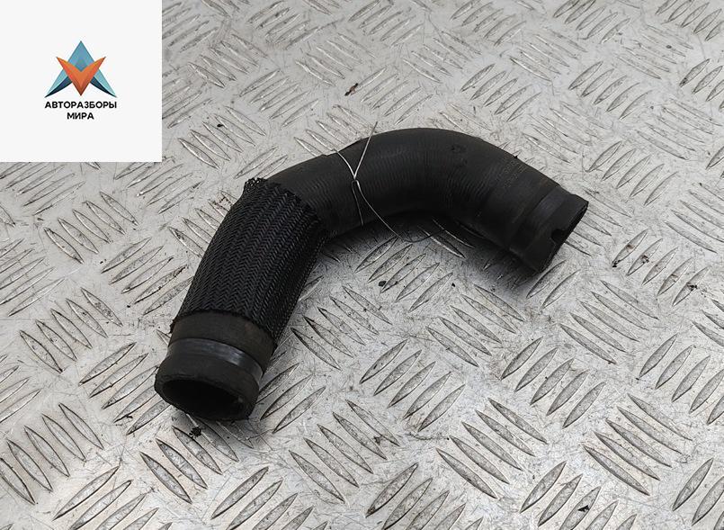 патрубок радиатора Citroen Jumper 2 поколение 2013, 2.2 л., дизель, 1366739080 - фото №1