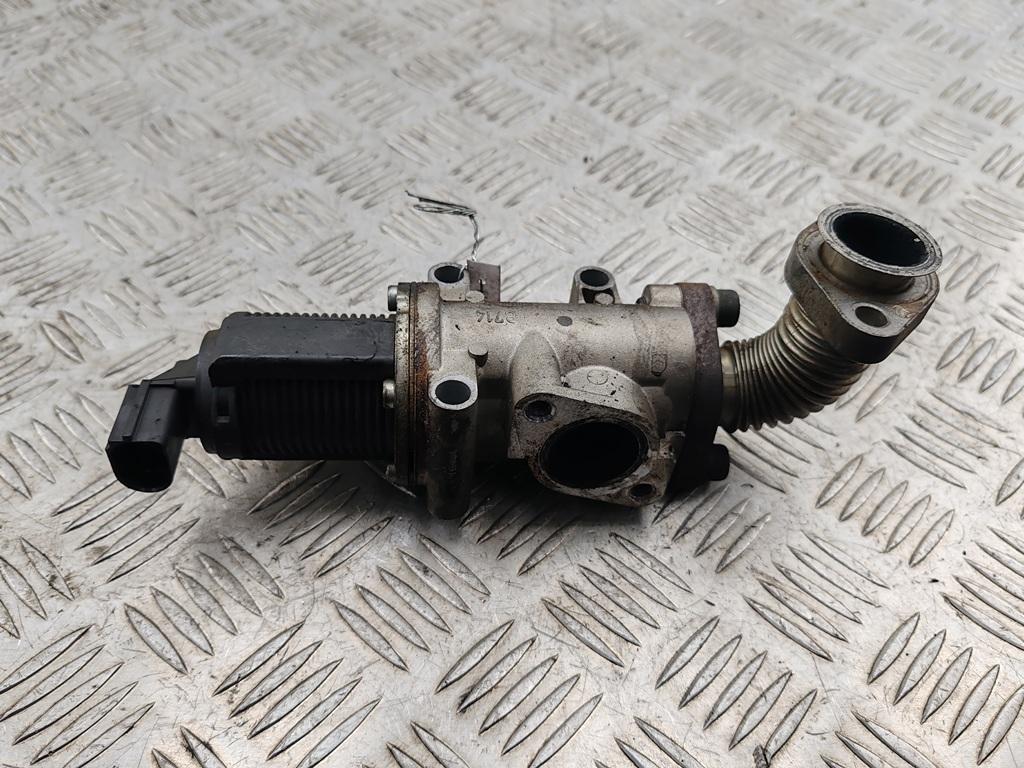 клапан EGR Opel Signum 2005, 1.9 л., дизель, МКПП, чёрный, хетчбэк 5 дв., 55215032