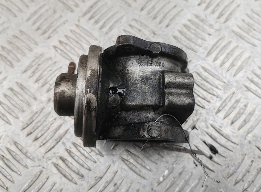 клапан EGR Volkswagen Touran 2005, 2.0 л., дизель, МКПП, чёрный, минивэн, 038129637D
