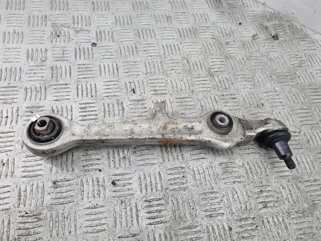 рычаг передний правый Volkswagen Passat B5 1997, 1.6 л., бензин, МКПП, серый, седан, 4D0407155P