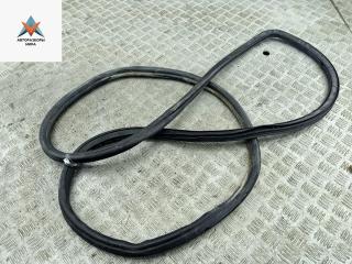 уплотнитель двери Mercedes-Benz Vito-2 / Viano W639 2005, 2.2 л., дизель, МКПП, белый, микроавтобус