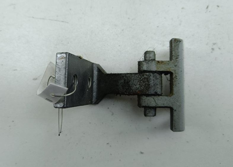 петля двери Audi 100 C4 1993, серый, универсал, 4A0833401