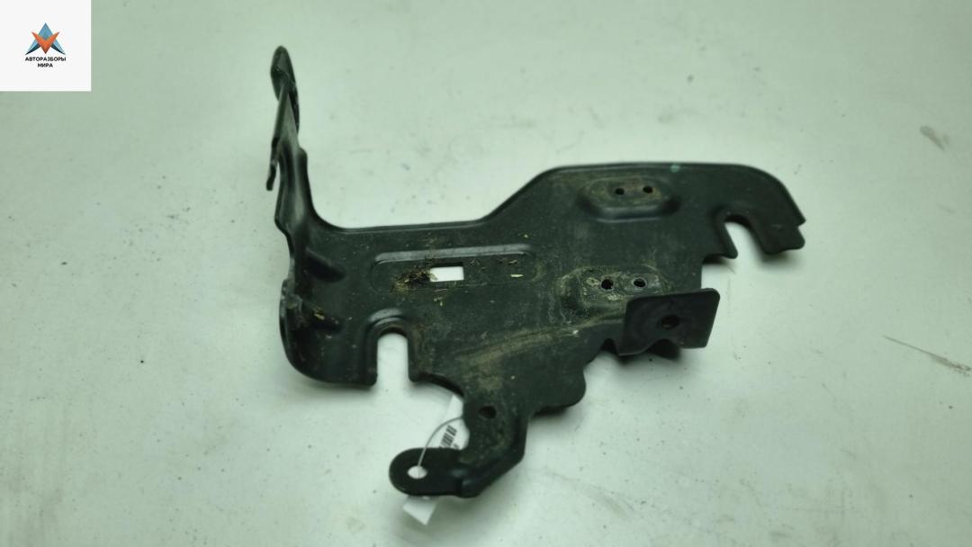 кронштейн (крепление) Volkswagen Touran 1 поколение 2004, 1.9 л., дизель, АКПП, красный, минивэн, 1T0955195B - фото №1