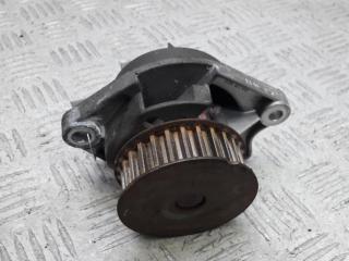 насос антифриза дополнительный Volkswagen Golf 5 поколение 2004, 1.4 л., бензин, МКПП, серый, хетчбэк 5 дв., 038121028A