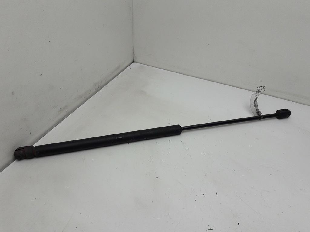 амортизатор крышки багажника (3-5 двери) Volkswagen Passat B5 1999, 1.9 л., дизель, МКПП, чёрный, универсал, 1J6827550
