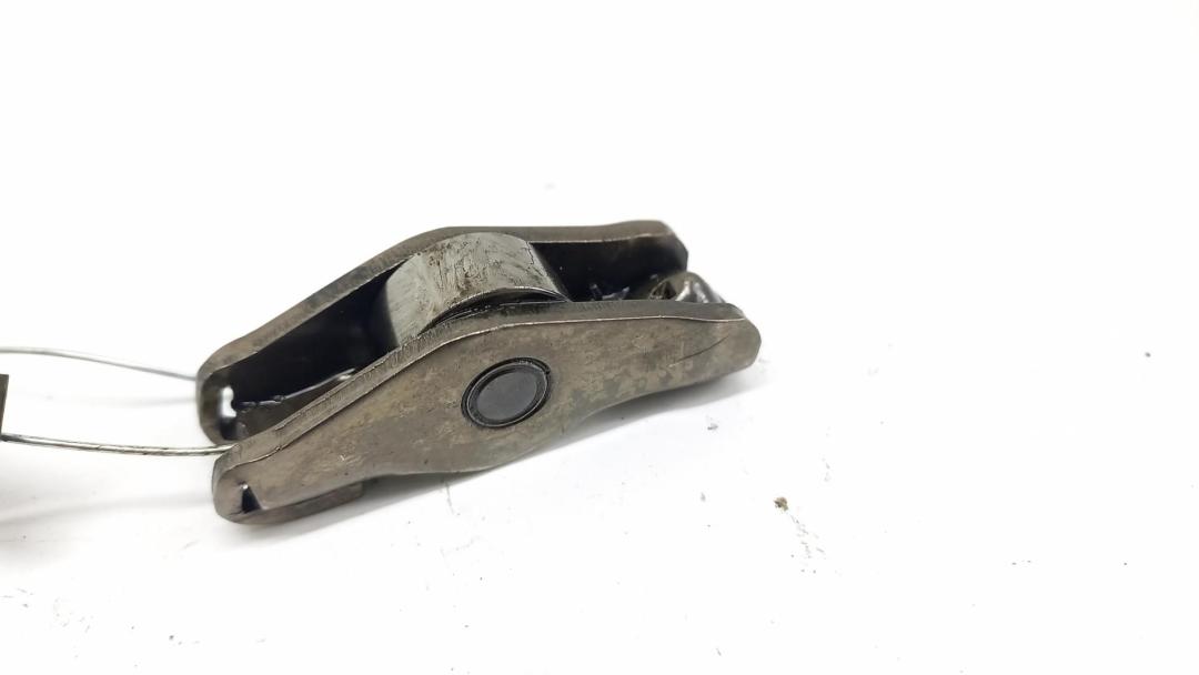 коромысло клапана (рокер) BMW X3 E83 2005, 2.0 л., дизель, МКПП, зелёный, внедорожник 5 дв., 11332248878