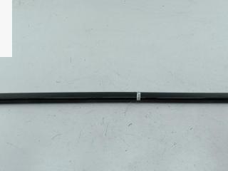 молдинг двери передней левой BMW 5 серия E39 [рестайлинг] 2001, 2.2 л., бензин, МКПП, чёрный, универсал, 7004023