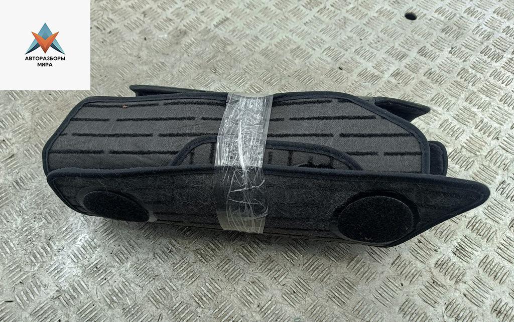 ковер салонный BMW 5 серия F07/F10/F11 2012, 3.0 л., дизель, АКПП, чёрный, универсал - фото №1