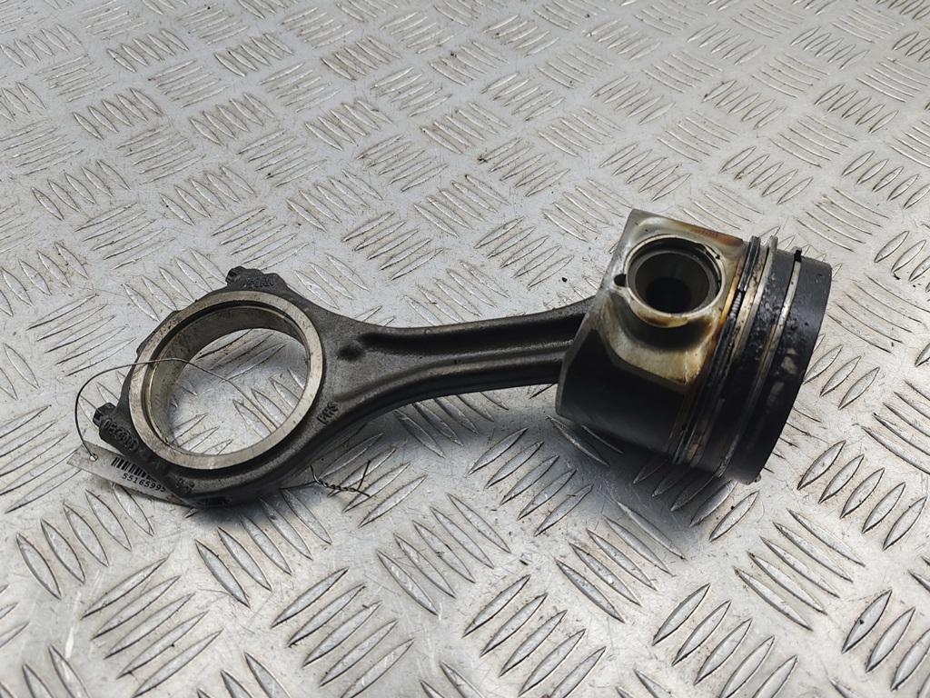 поршень Audi A4 B7 2005, 3.0 л., дизель, АКПП, серый, универсал, 059AA