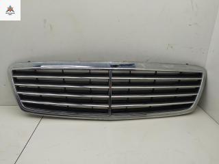 решетка радиатора Mercedes-Benz C-Класс W203/S203/CL203 [рестайлинг] 2005, серый, универсал, 2038800189