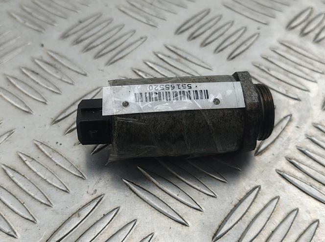 Клапан фазорегулятора BMW 5 E39 2002, 2.2 л., бензин, АКПП, зелёный, универсал, 1432532