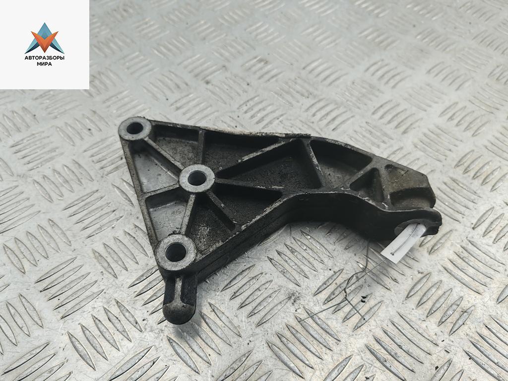 кронштейн КПП Opel Astra G 2002, 1.6 л., бензин, МКПП, белый, универсал, 90575233 - фото №1