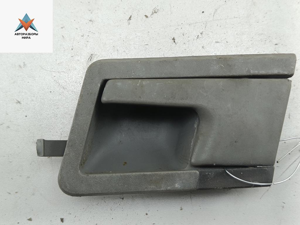 ручка внутренняя передняя левая Volkswagen Transporter T4 2001, 2.5 л., дизель, МКПП, белый, микроавтобус, 701837019A - фото №1