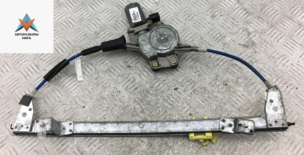 стеклоподъемник электрический передний правый Fiat Brava 1 поколение 1999, 1.6 л., бензин, АКПП, синий, хетчбэк 5 дв. - фото №1