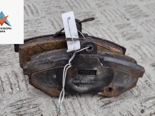 Колодки тормозные передние Volkswagen Passat B4 1996, 1.8 л., бензин, МКПП, красный, универсал