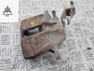 суппорт передний правый Volkswagen Passat B4 1996, 1.8 л., бензин, МКПП, красный, универсал