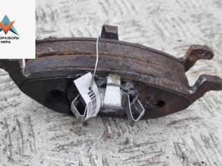 Колодки тормозные передние Volkswagen Golf 5 поколение 2005, 1.6 л., бензин, МКПП, красный, хетчбэк 5 дв.