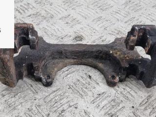 скоба суппорта Volkswagen Passat B6 2005, 1.6 л., бензин, МКПП, синий, универсал