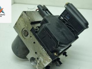 блок ABS Volkswagen Passat B5 [рестайлинг] 2000, 1.8 л., бензин, МКПП, синий, универсал, 8E0614111T