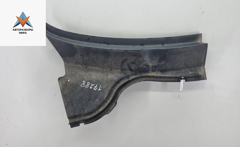 дождевик Volkswagen Passat B6 2006, 2.0 л., бензин, МКПП, серый, седан, 3C1819404B - фото №1