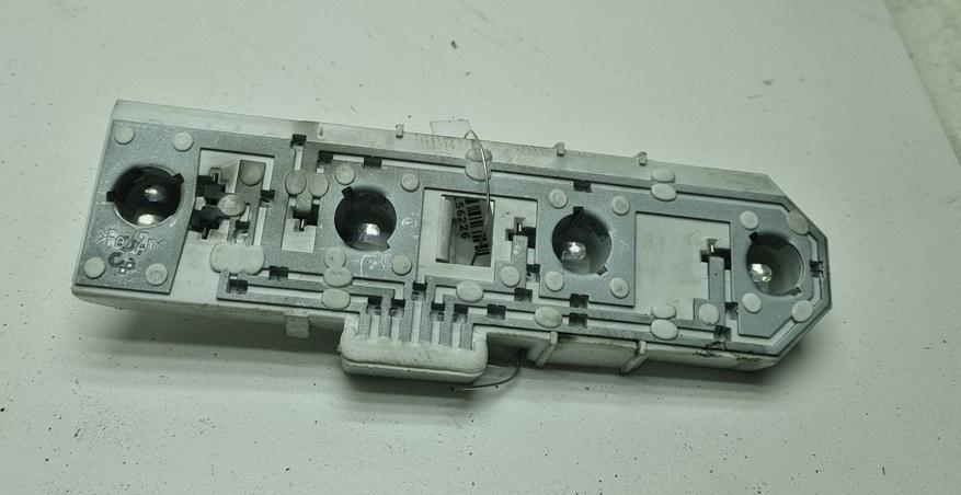 Плата фонаря заднего правого Skoda Superb mk1 (B5) 2008, 2.0 л., дизель, МКПП, серый, седан, 3U5945257