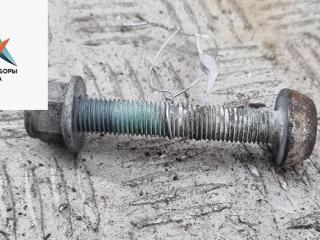 Болт крепления Skoda Octavia mk2 (A5 1Z) 2004, 2.0 л., дизель, МКПП, серый, хетчбэк 5 дв.