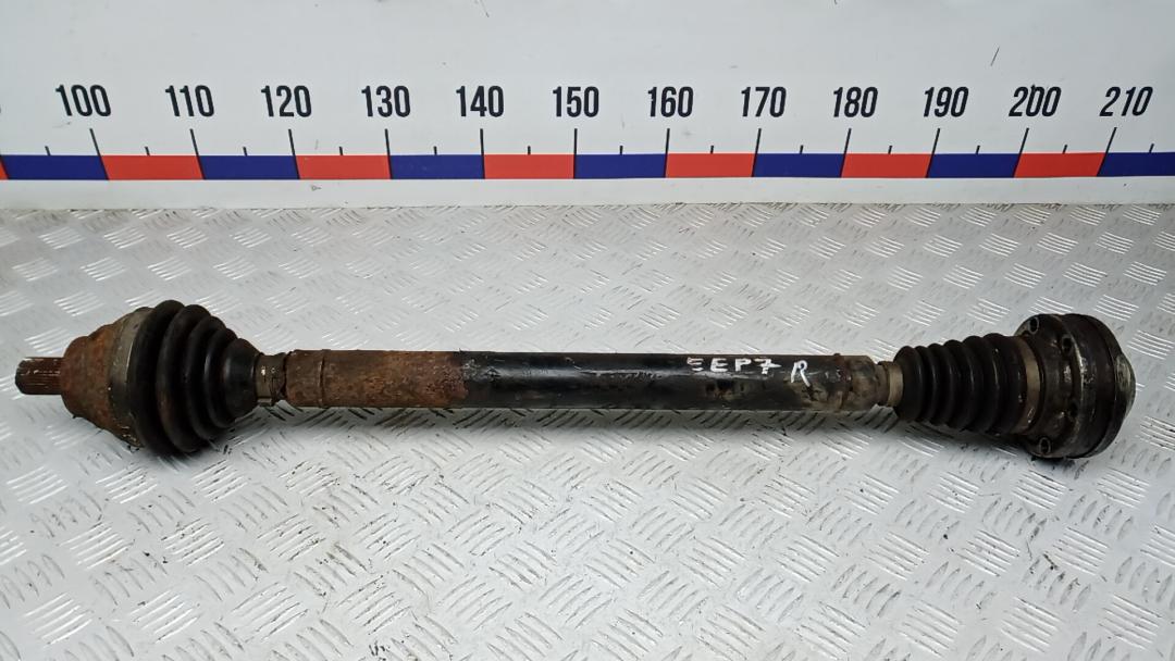 полуось передняя правая (приводной вал, ШРУС) Volkswagen Passat B6 2009, 2.0 л., дизель, МКПП, седан - фото №1