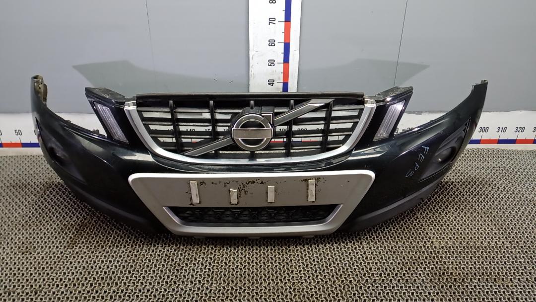 бампер передний Volvo XC60 1 поколение 2010, 2.4 л., дизель, МКПП, внедорожник 5 дв. - фото №1