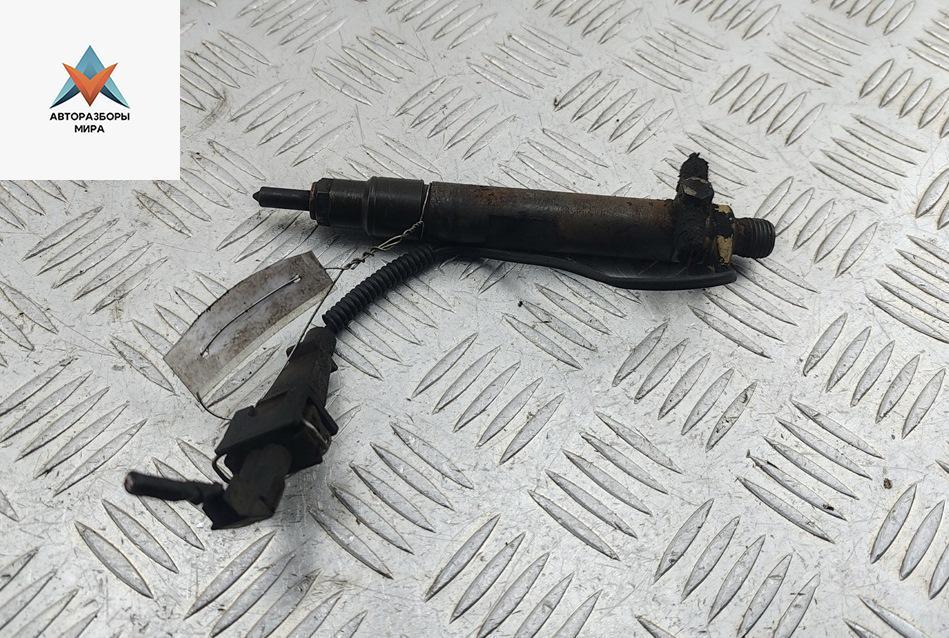 форсунка Volkswagen Golf 4 поколение 1999, 1.9 л., дизель, МКПП, белый, универсал, 028130202Q - фото №1