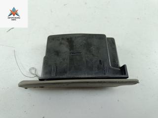 пепельница Audi A6 4A/C4 1997, 1.8 л., бензин, МКПП, серый, универсал, 1953