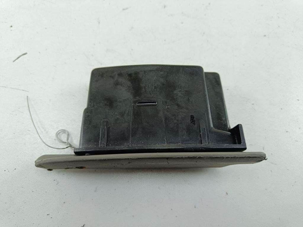 пепельница Audi A6 C4 1997, 1.8 л., бензин, МКПП, серый, универсал, 1953