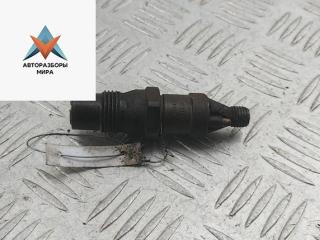 форсунка Volkswagen Transporter T4 1998, 2.4 л., дизель, МКПП, микроавтобус, 068130202