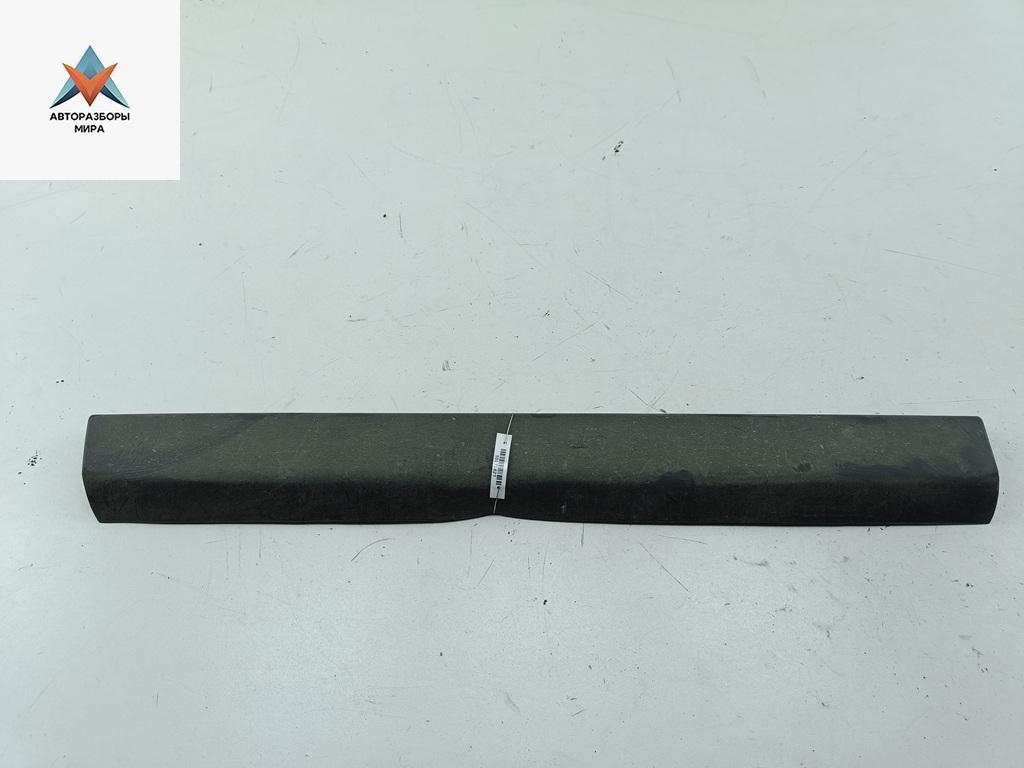 молдинг двери задней левой Volkswagen Passat B5 1999, 1.6 л., бензин, МКПП, синий, универсал, 3B0854949B - фото №1