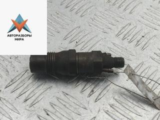 форсунка Volkswagen Transporter T4 1998, 2.4 л., дизель, МКПП, микроавтобус, 068130202