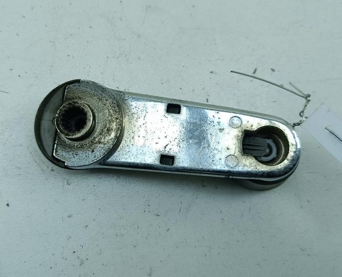 ручка стеклоподъемника Audi A6 C4 1997, 1.8 л., бензин, МКПП, серый, универсал, 443837581D
