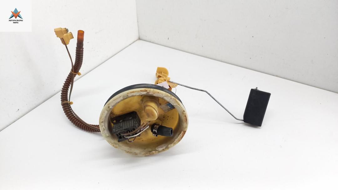 датчик уровня топлива BMW 5 серия E39 1997, 2.5 л., бензин, МКПП, синий, универсал, 1183130 - фото №1