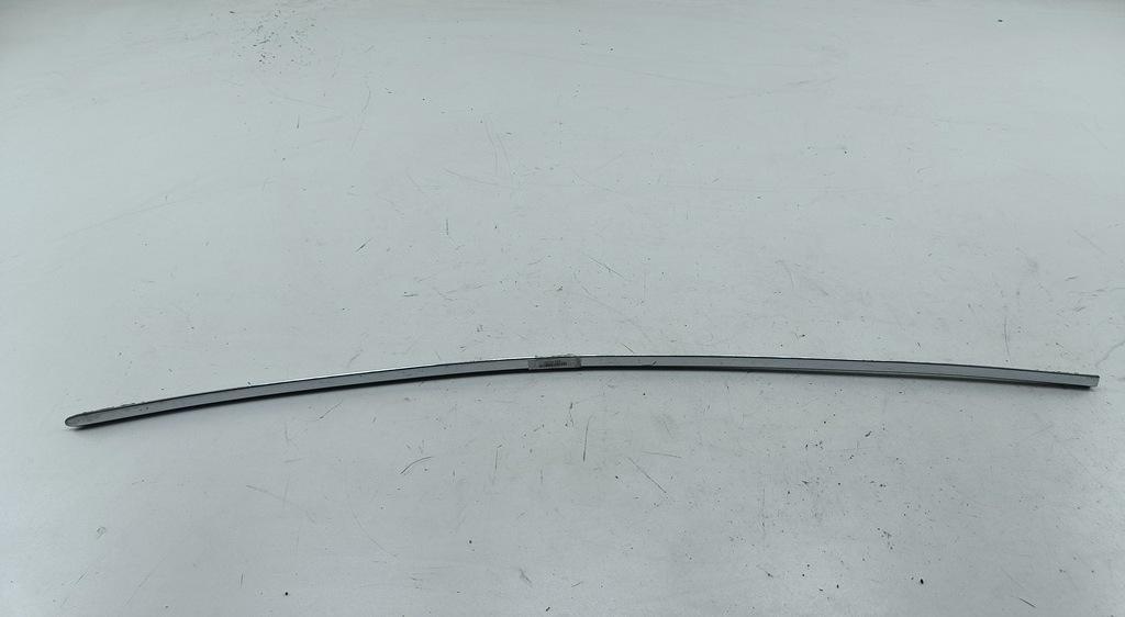 молдинг двери передней правой Volkswagen Passat B6 2008, 2.0 л., дизель, МКПП, чёрный, универсал, 3C0853516C