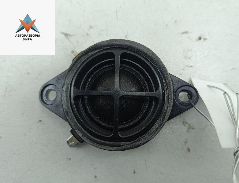 динамик высокочастотный (пищалка) Audi A6 4A/C4 1997, 1.8 л., бензин, МКПП, серый, универсал, 4A0035399 - фото №1